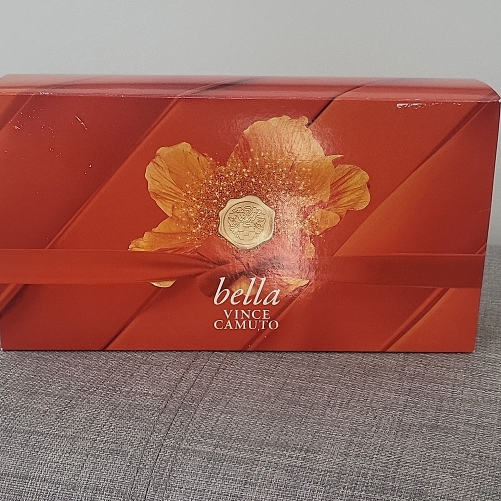 Vince Camuto fragrance bella